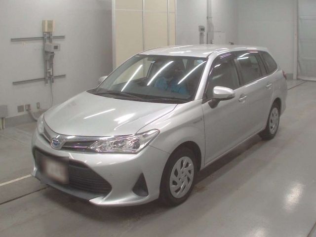 33108 Toyota Corolla fielder NKE165G 2018 г. (CAA Tokyo)